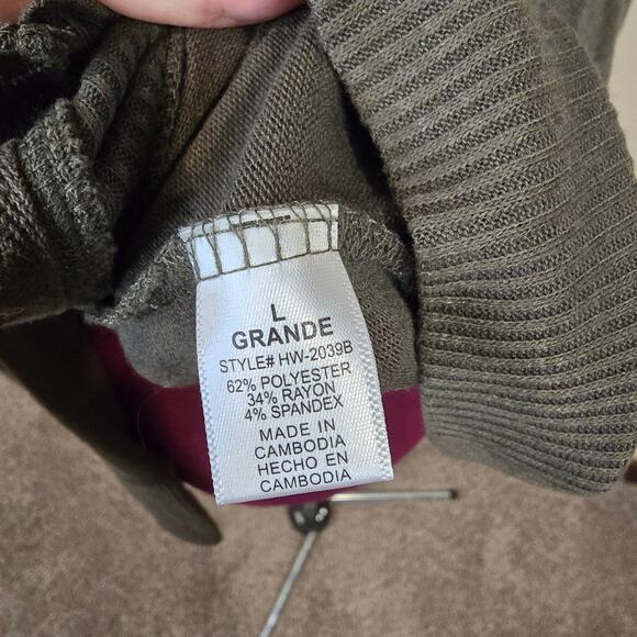 Women's Zenana Outfitters Green Lightweight Sweater Snap Close Cardigan | Large - Picture 9 of 10